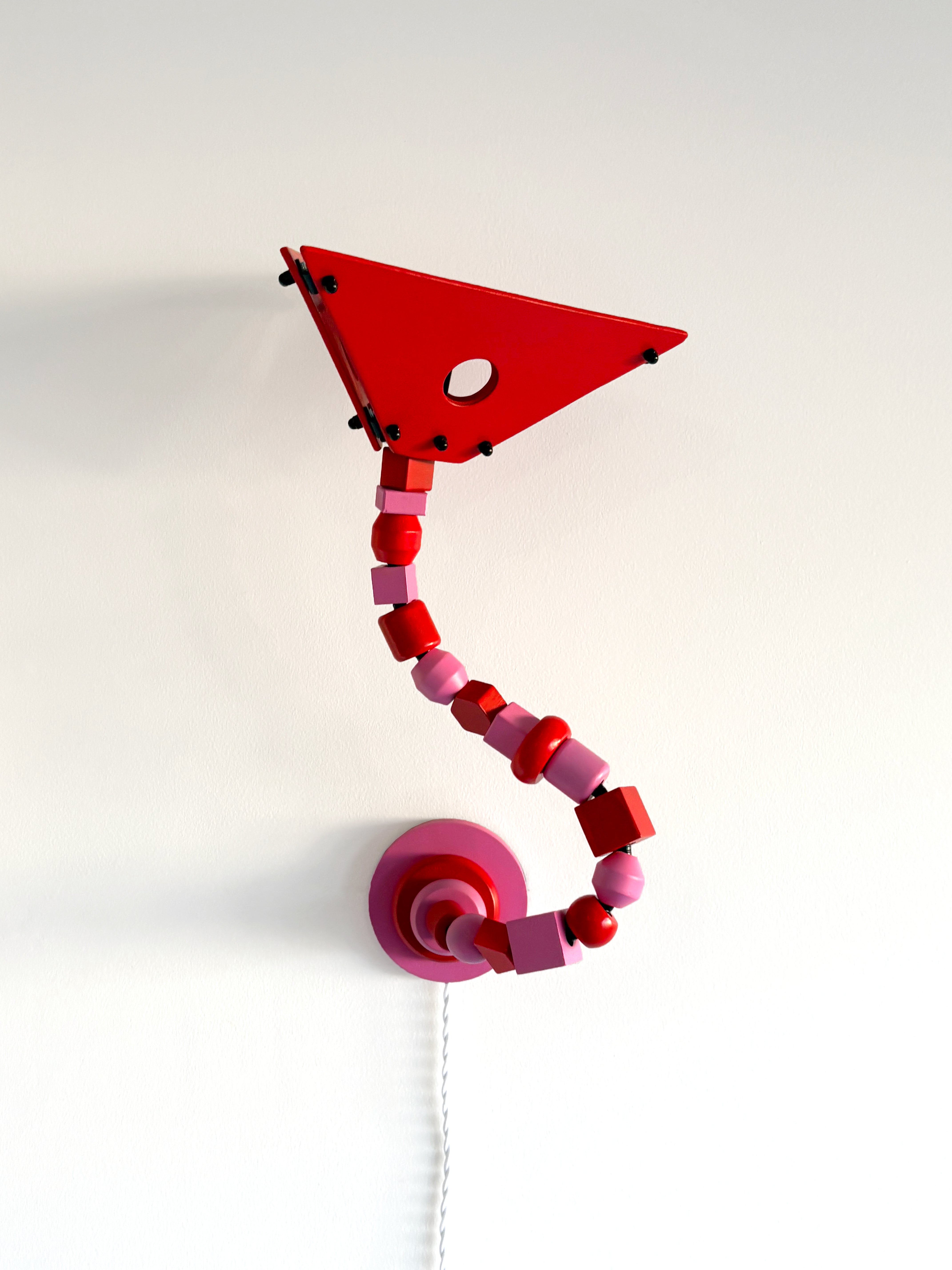 Bead Maze Lamp - Red/Pink
